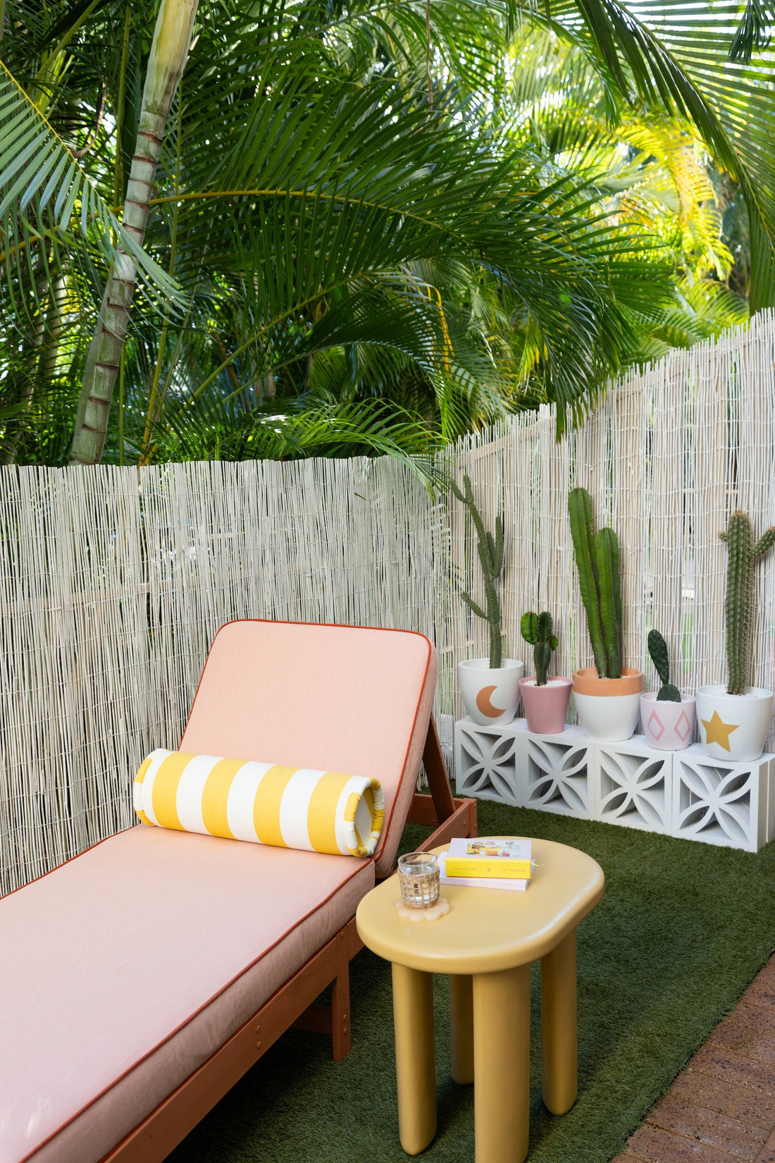 Resort Inspired Backyard Makeover with Dulux
