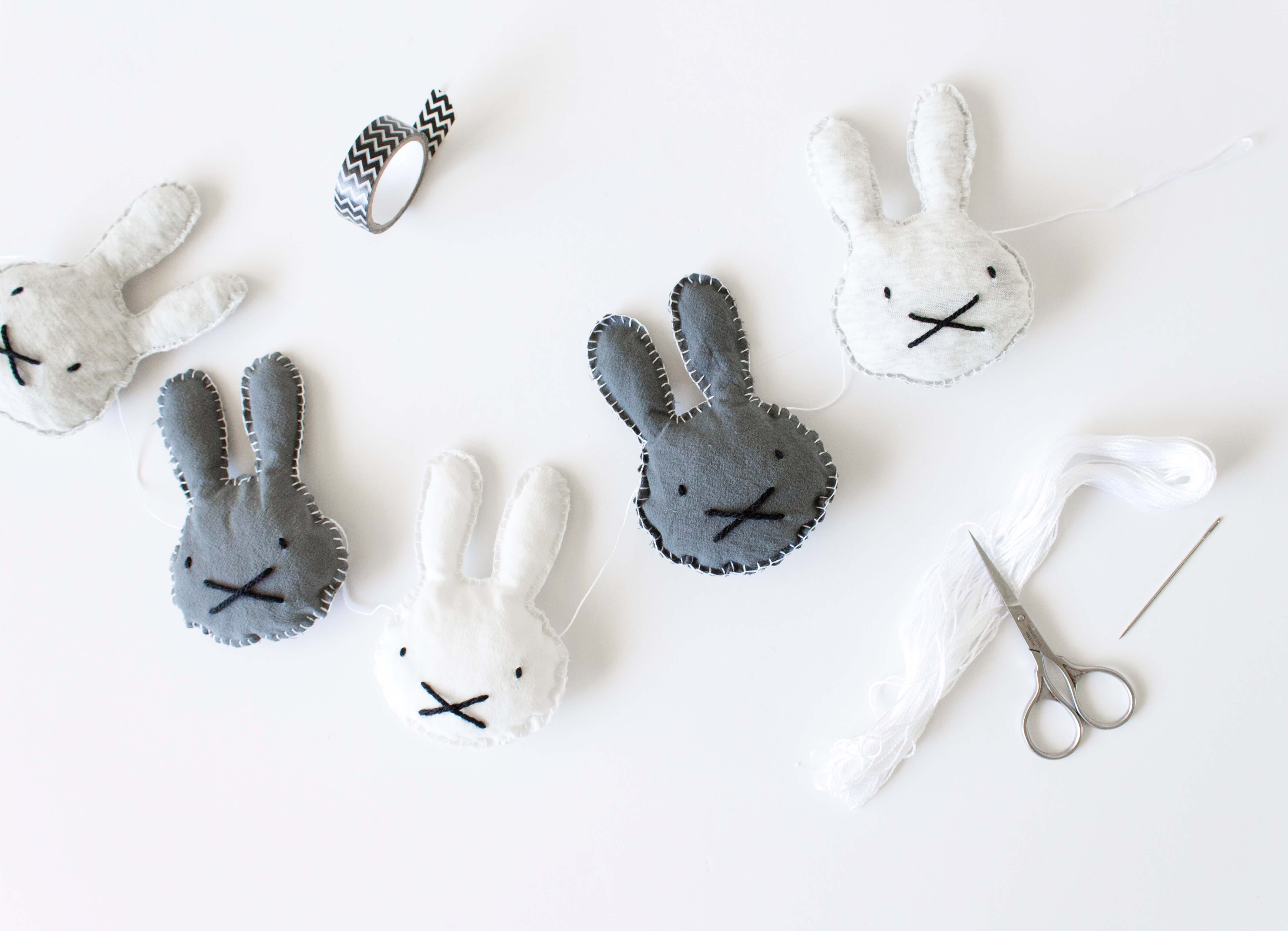 scandinavian-bunny-garland